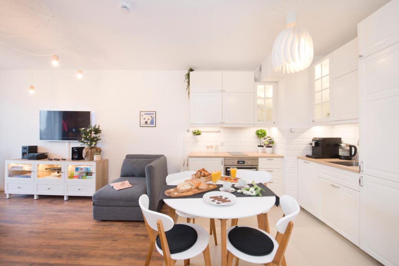 Love In Gdansk Aon Apartments Luaran gambar
